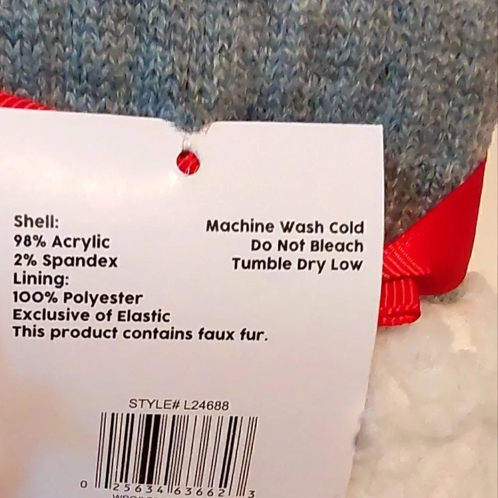 Winter Wishes Slipper Socks One Size NWT